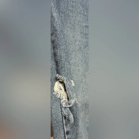 Vintage Levi’s 550 Jeans Men’s 33x30 Made‎ in USA Relaxed Fit Denim Hole Leg - Picture 8 of 8